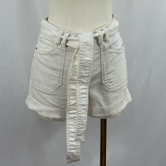 Women's White Strech Denim High Rise Shorts Size 27 Waist - Picture 1 of 7
